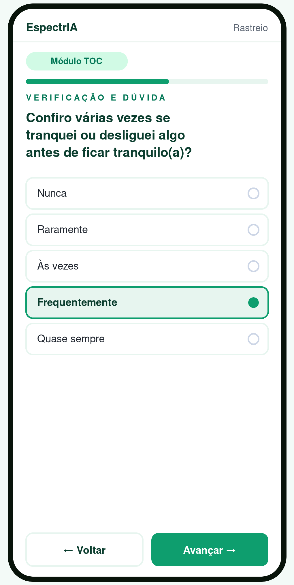 Paciente respondendo o rastreio de TOC no celular